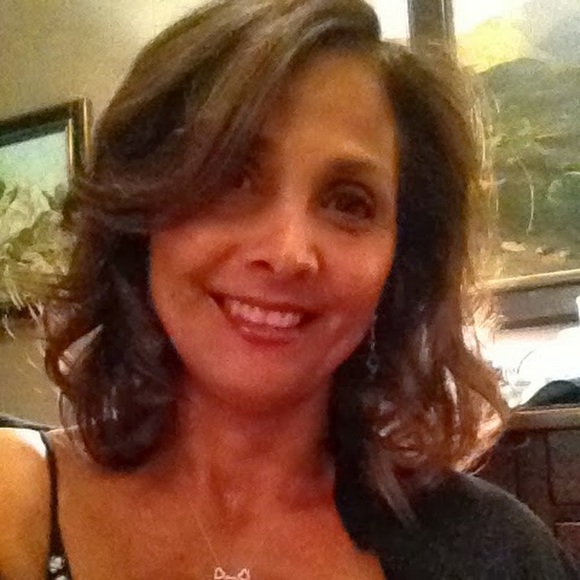 Meet your Posher, Linda - Picture 1 of 1